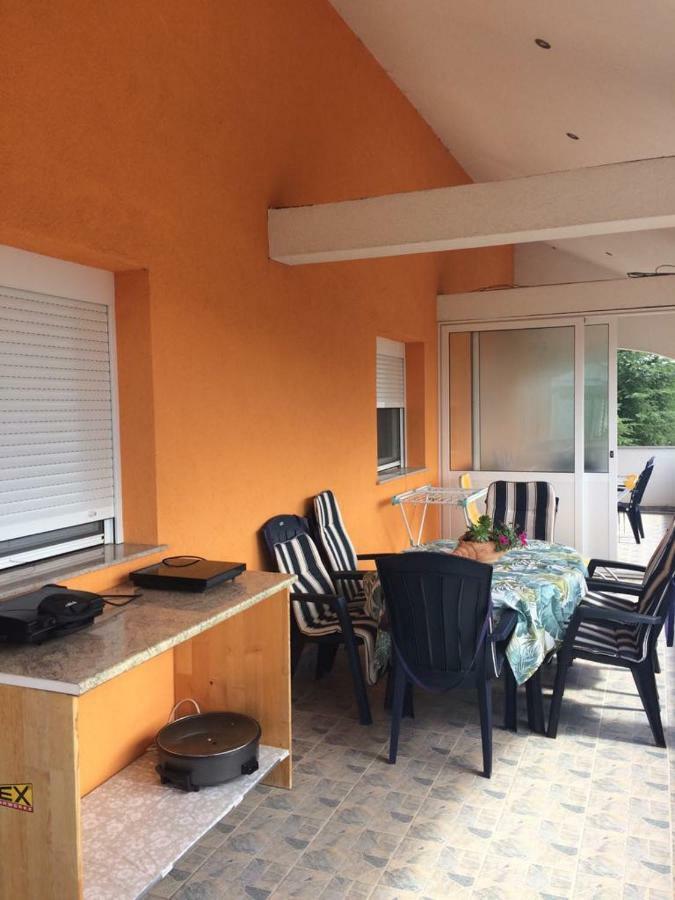 Apartmani Livk Debeljak Exterior foto