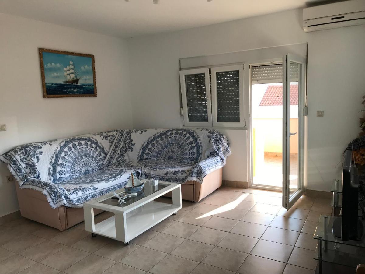 Apartmani Livk Debeljak Exterior foto