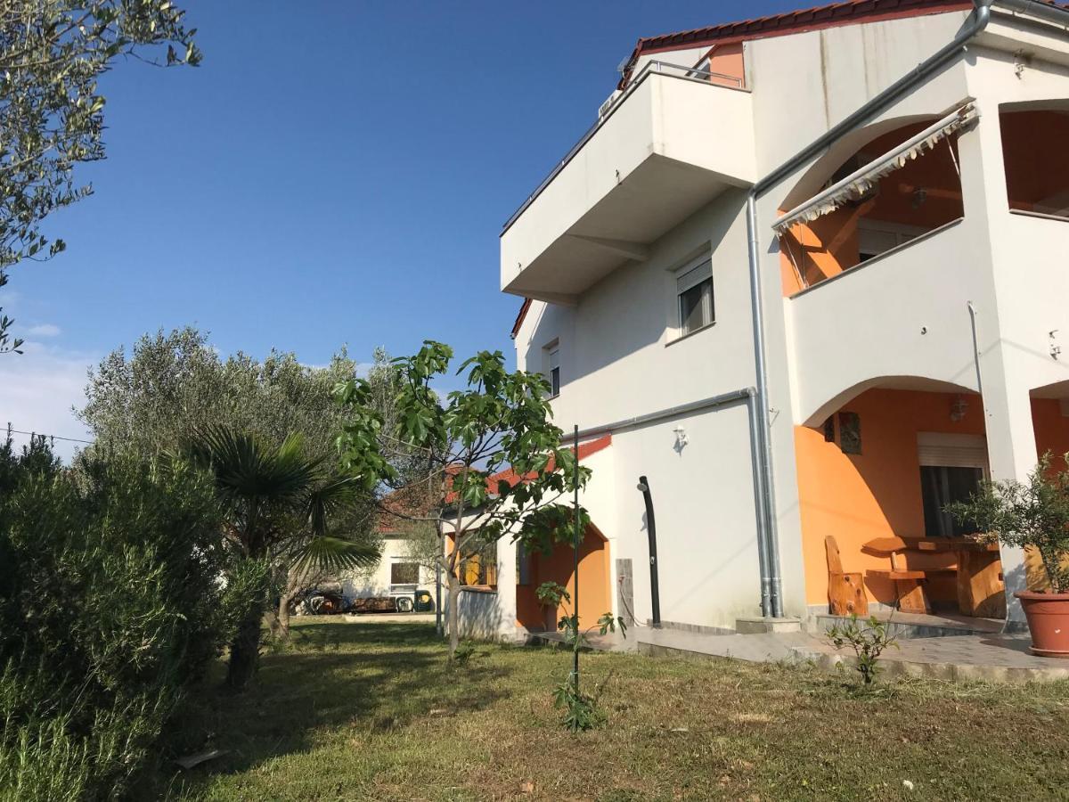 Apartmani Livk Debeljak Exterior foto